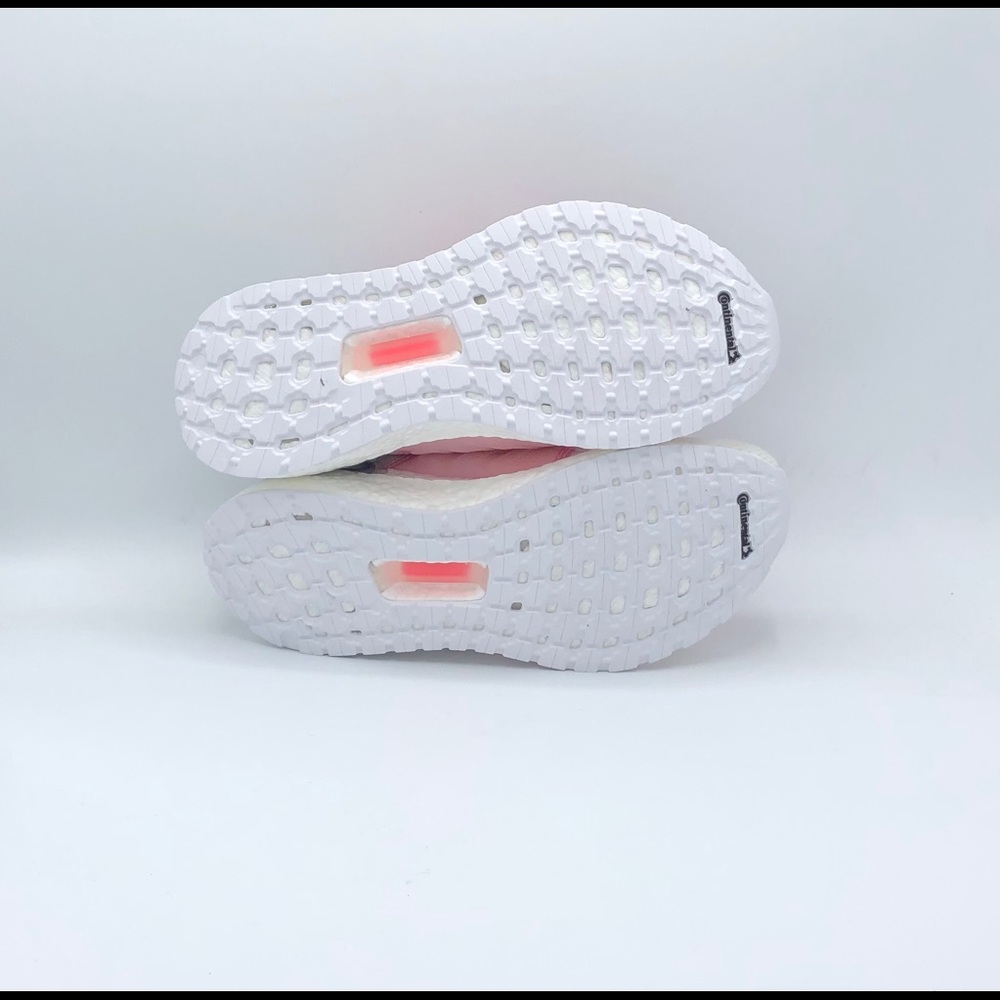 NEW adidas Ultraboost 19 Women's Running Shoes - Picture 7 of 7